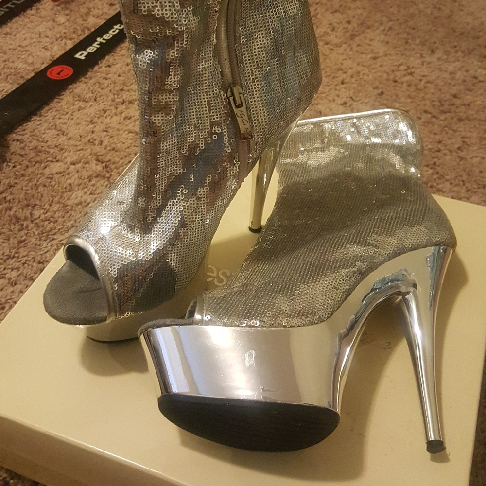 Platform heels